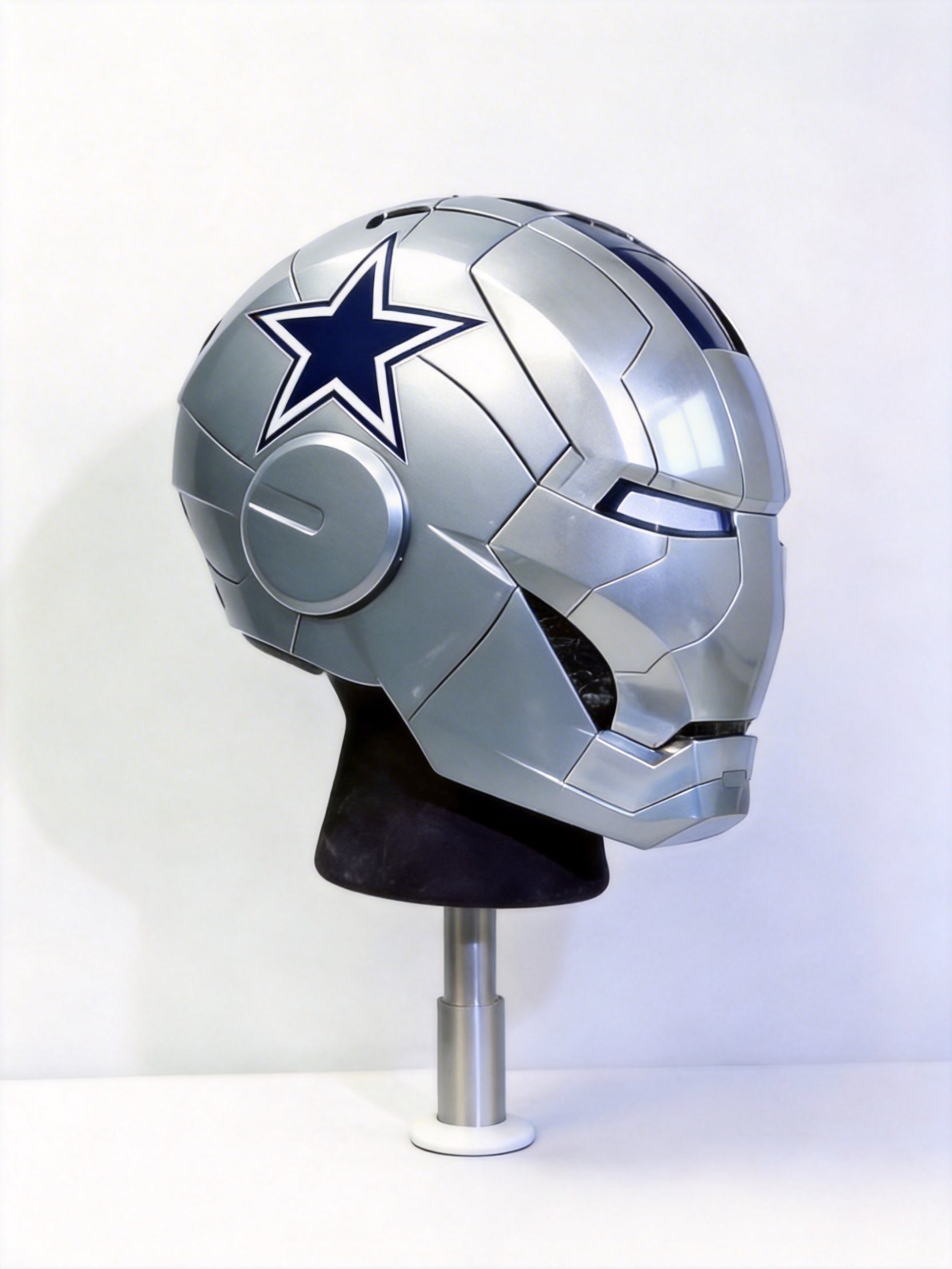 Custom Team Iron Helmet (NFL-Inspired) | LED Eyes | Display Prop